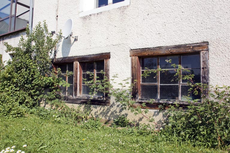 Atelier : fenêtres en façade antérieure. © Yves Sancey / Région Bourgogne-Franche-Comté, Inventaire du patrimoine - 2013