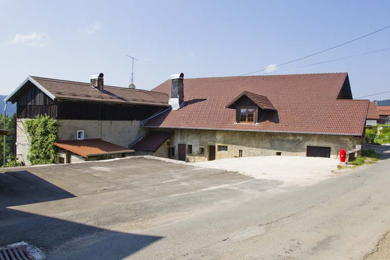 Façades postérieure et latérale gauche. © Yves Sancey / Région Bourgogne-Franche-Comté, Inventaire du patrimoine - 2013