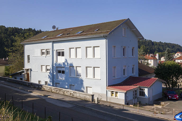 Usine n° 3 (Technic Ebauche dans l'ancienne fabrique Mauvais et Rondot), au 4 rue de la Gare à Maîche. © Yves Sancey / Région Bourgogne-Franche-Comté, Inventaire du patrimoine - 2013