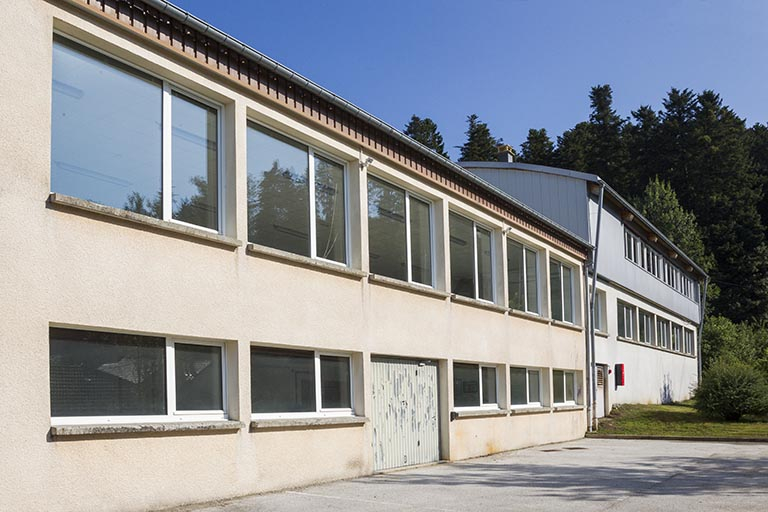 Façade latérale gauche, vue en enfilade. © Yves Sancey / Région Bourgogne-Franche-Comté, Inventaire du patrimoine - 2013