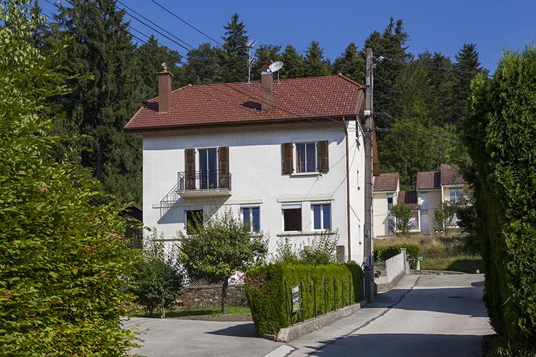 Vue d'ensemble, depuis le sud. © Yves Sancey / Région Bourgogne-Franche-Comté, Inventaire du patrimoine - 2013