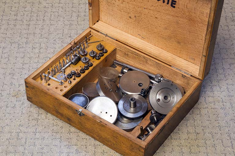 Exemple d'outils associés à la potence à chasser. © Yves Sancey / Région Bourgogne-Franche-Comté, Inventaire du patrimoine - 2013