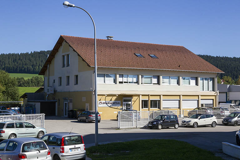 Façades antérieure et latérale gauche. © Yves Sancey / Région Bourgogne-Franche-Comté, Inventaire du patrimoine - 2013 Façades antérieure et latérale gauche. © Yves Sancey / Région Bourgogne-Franche-Comté, Inventaire du patrimoine - 2013