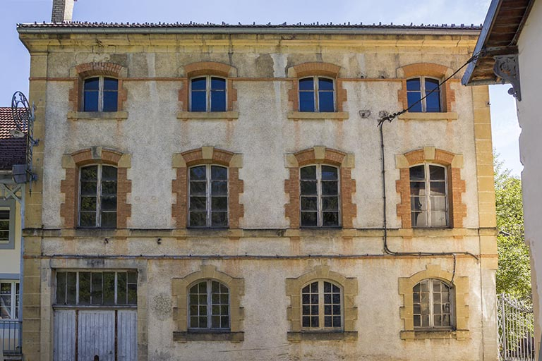 Deuxième atelier de fabrication : façade antérieure. © Yves Sancey / Région Bourgogne-Franche-Comté, Inventaire du patrimoine - 2013