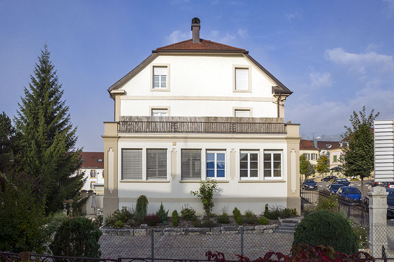Façade latérale gauche, avec l'atelier. © Yves Sancey / Région Bourgogne-Franche-Comté, Inventaire du patrimoine - 2013