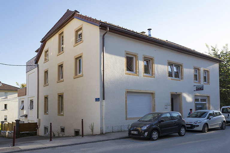 Façades antérieure et latérale gauche. © Yves Sancey / Région Bourgogne-Franche-Comté, Inventaire du patrimoine - 2013