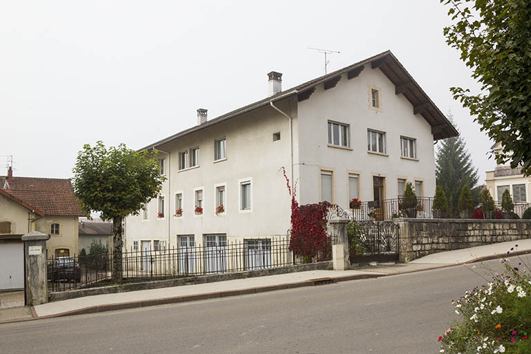 Maison, de trois quarts gauche. © Yves Sancey / Région Bourgogne-Franche-Comté, Inventaire du patrimoine - 2013