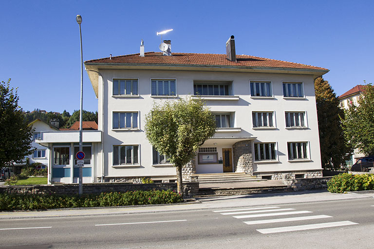 Façade antérieure, de trois quarts gauche. © Yves Sancey / Région Bourgogne-Franche-Comté, Inventaire du patrimoine - 2013