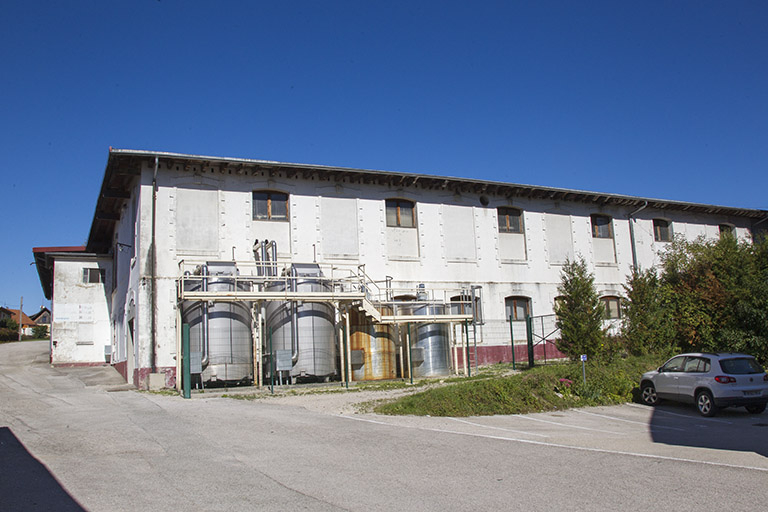 Bâtiments sud : façade latérale gauche. © Yves Sancey / Région Bourgogne-Franche-Comté, Inventaire du patrimoine - 2013