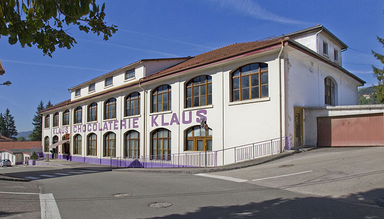 Bâtiment nord : façade antérieure, de trois quarts droite. © Yves Sancey / Région Bourgogne-Franche-Comté, Inventaire du patrimoine - 2013