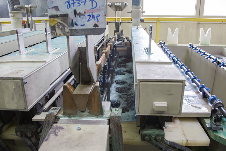 Site ancien : détail de la chaîne de chromage. © Yves Sancey / Région Bourgogne-Franche-Comté, Inventaire du patrimoine - 2013