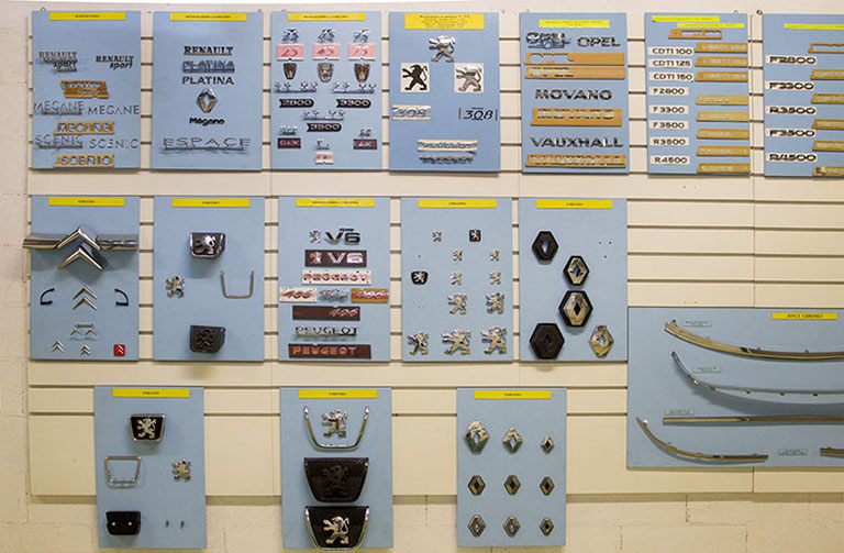 Site récent : panneaux de présentation des produits fabriqués. © Yves Sancey / Région Bourgogne-Franche-Comté, Inventaire du patrimoine - 2013