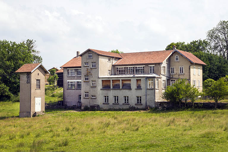 Site rue du Jura : atelier de fabrication et logement (façade postérieure). © Yves Sancey / Région Bourgogne-Franche-Comté, Inventaire du patrimoine - 2013 Site rue du Jura : atelier de fabrication et logement (façade postérieure). © Yves Sancey / Région Bourgogne-Franche-Comté, Inventaire du patrimoine - 2013
