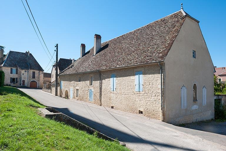 Ancienne ferme située rue Ménans © Jérôme Mongreville / Région Bourgogne-Franche-Comté, Inventaire du patrimoine - 2013