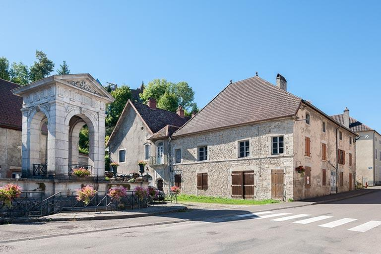 Vue d'ensemble nord-est © Jérôme Mongreville / Région Bourgogne-Franche-Comté, Inventaire du patrimoine - 2013