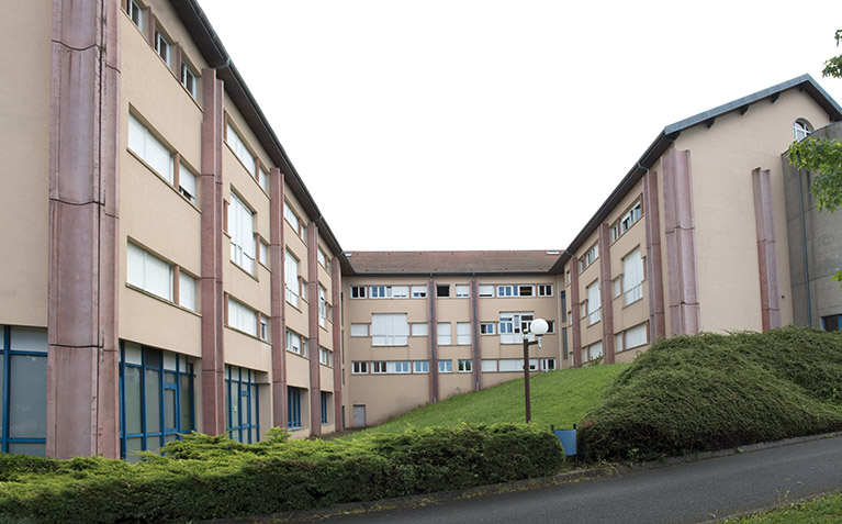 Détail de la façade sud-ouest de l'externat. © Mary Ruffinoni / Région Bourgogne-Franche-Comté, Inventaire du patrimoine - 2013