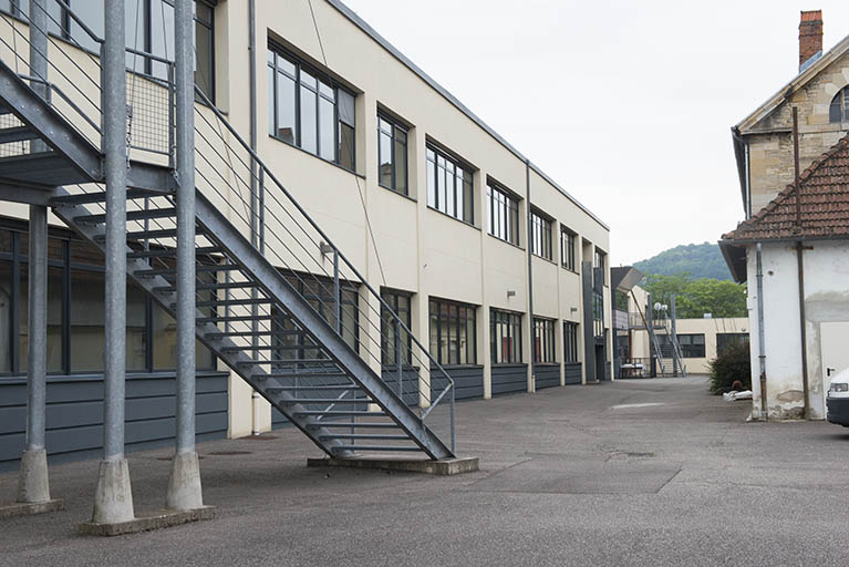 Façade ouest de l'externat. © Mary Ruffinoni / Région Bourgogne-Franche-Comté, Inventaire du patrimoine - 2013