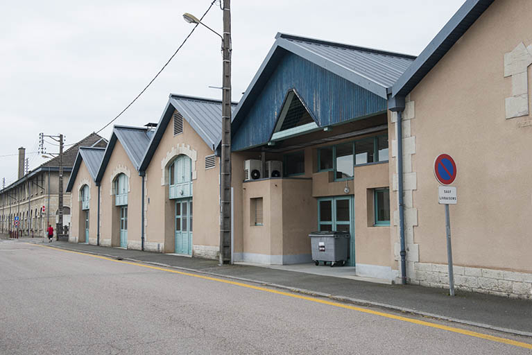 Façade nord de la cantine. © Mary Ruffinoni / Région Bourgogne-Franche-Comté, Inventaire du patrimoine - 2013