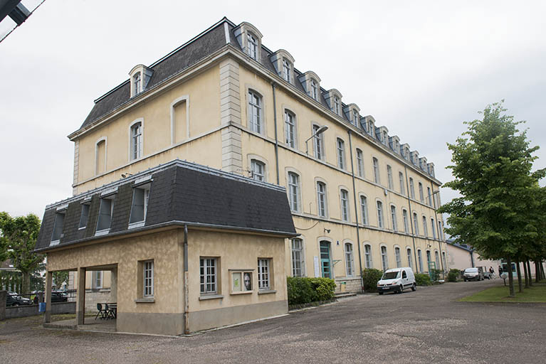 Pignon nord-ouest de l'administration-internat. © Mary Ruffinoni / Région Bourgogne-Franche-Comté, Inventaire du patrimoine - 2013