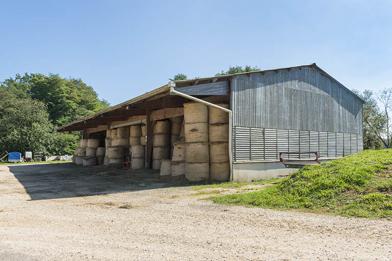 Angle ouest du hangar à fourrage sud-est. © Mary Ruffinoni / Région Bourgogne-Franche-Comté, Inventaire du patrimoine - 2013