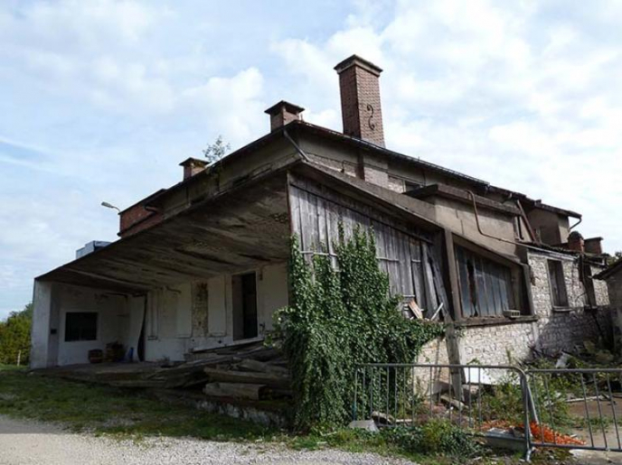 Vue générale nord ouest de la laiterie © Sabrina Dalibard / Région Bourgogne-Franche-Comté, Inventaire du patrimoine - 2013