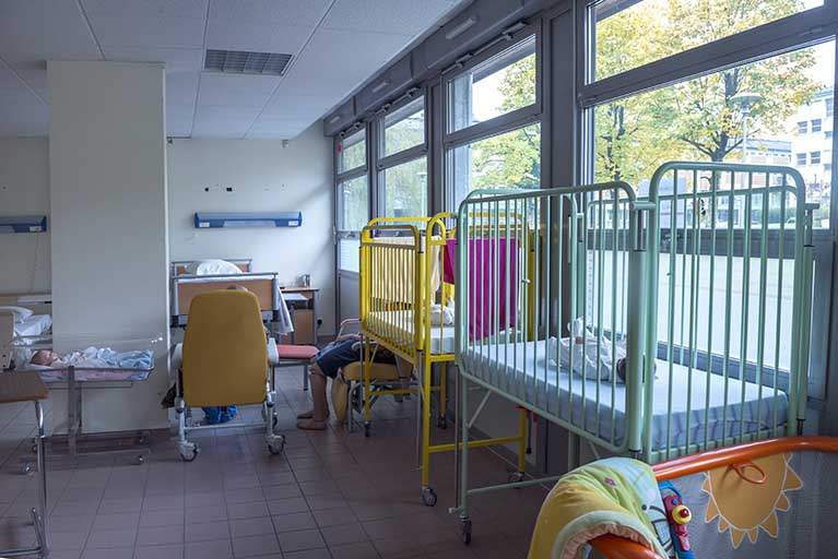 Salle d'enseignement de l'externat du pôle sanitaire et social. © Mary Ruffinoni / Région Bourgogne-Franche-Comté, Inventaire du patrimoine - 2013