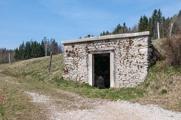 Entrepôt (" cave à pétrole "). © Jérôme Mongreville / Région Bourgogne-Franche-Comté, Inventaire du patrimoine - 2014