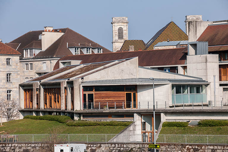 Restaurant d'application vu du sud-ouest. © Jérôme Mongreville / Région Bourgogne-Franche-Comté, Inventaire du patrimoine - 2014
