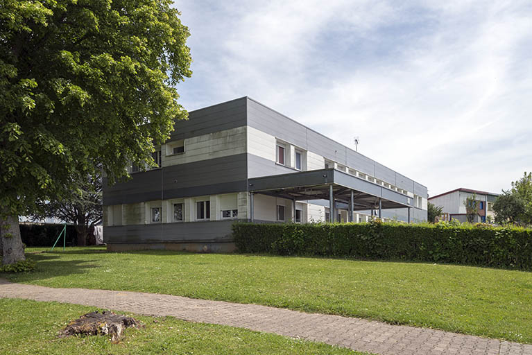 Angle nord-ouest, pignon nord et façade ouest de l'administration. © Mary Ruffinoni / Région Bourgogne-Franche-Comté, Inventaire du patrimoine - 2014