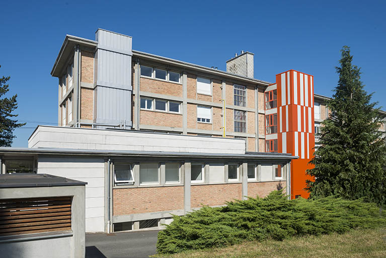 Façade postérieure du bâtiment d'internat, logement, restauration. (ex-Léger) © Mary Ruffinoni / Région Bourgogne-Franche-Comté, Inventaire du patrimoine - 2014