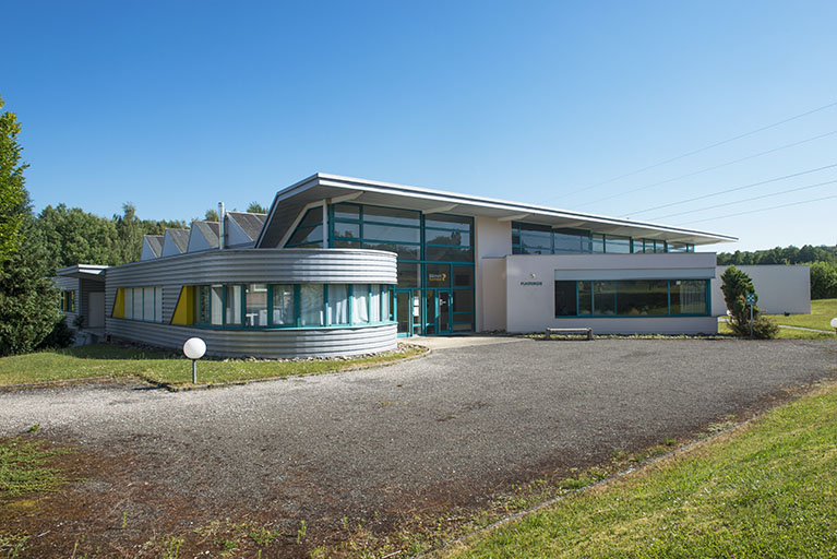 Détail des façades sud-ouest du bâtiment de plasturgie. (ex-Léger) © Mary Ruffinoni / Région Bourgogne-Franche-Comté, Inventaire du patrimoine - 2014