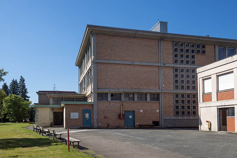 Façades antérieures (nord) du bâtiment d'externat. (ex-Garnier) © Mary Ruffinoni / Région Bourgogne-Franche-Comté, Inventaire du patrimoine - 2014