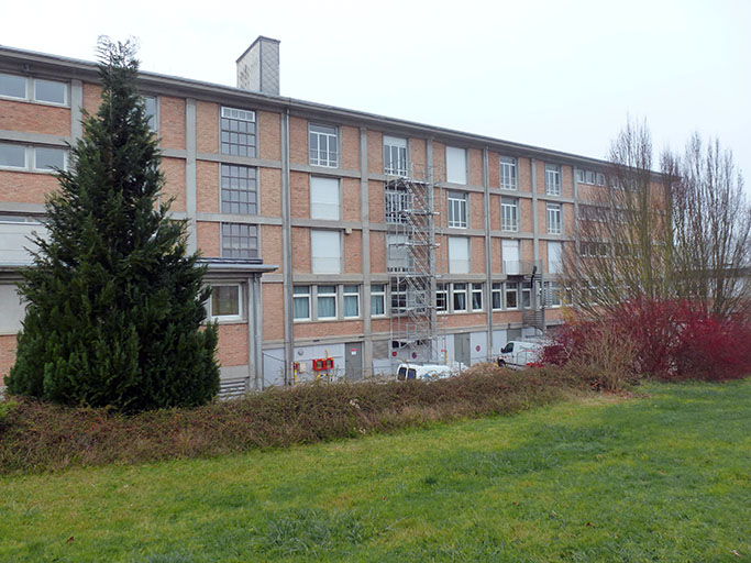 Façade postérieure du bâtiment d'internat, logement, restauration. (ex.Léger) © Mary Ruffinoni / Région Bourgogne-Franche-Comté, Inventaire du patrimoine - 2014