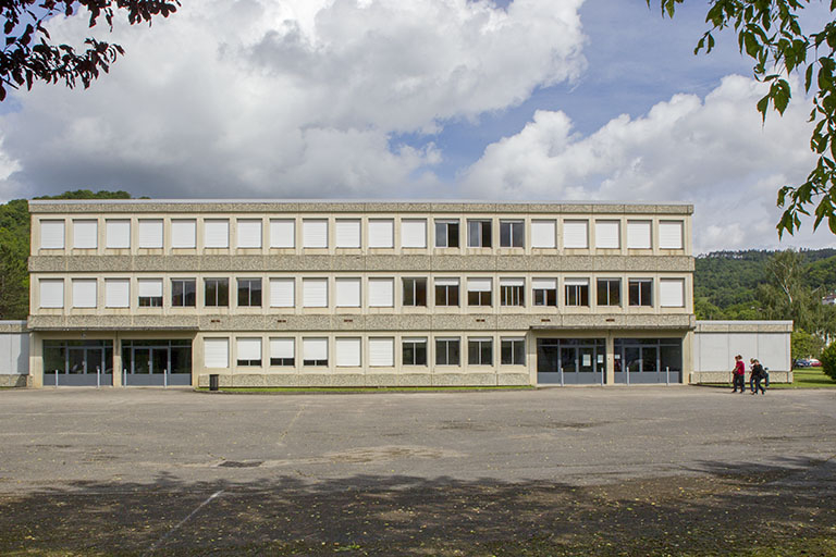 Façade sud-est sur cour de l'externat. © Sonia Dourlot / Région Bourgogne-Franche-Comté, Inventaire du patrimoine - 2014