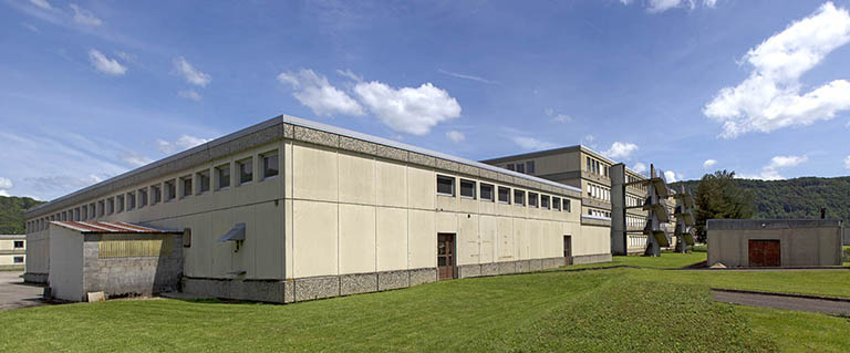 Angle nord-ouest de l'atelier dédié aux métiers de la maintenance.  © Sonia Dourlot / Région Bourgogne-Franche-Comté, Inventaire du patrimoine - 2014