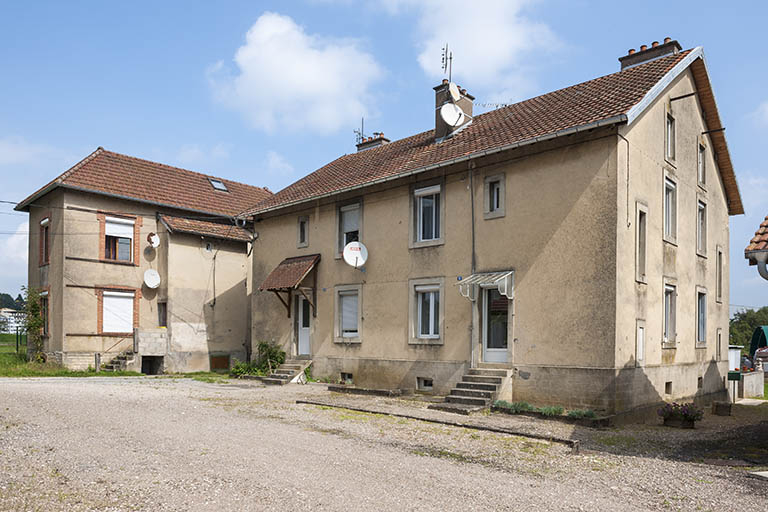 Logements ouvriers rue de Santoche. © Jérôme Mongreville / Région Bourgogne-Franche-Comté, Inventaire du patrimoine - 2014