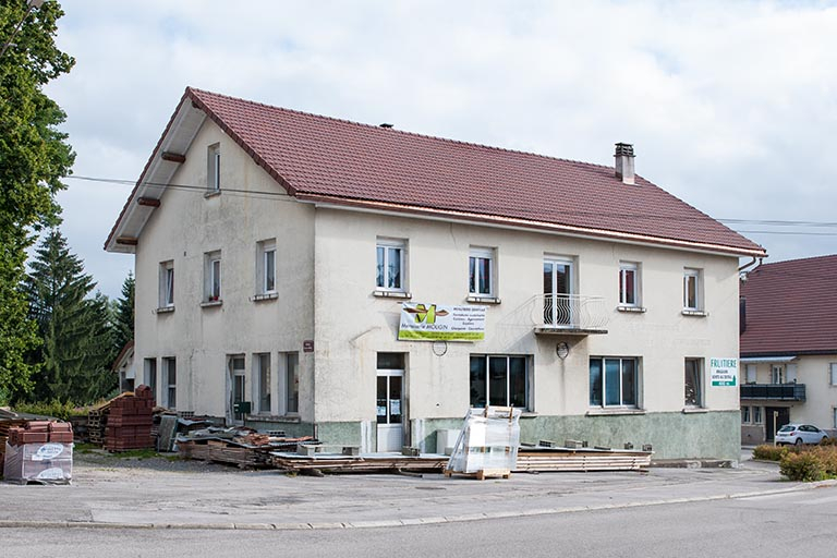 Vue de trois quarts gauche. © Jérôme Mongreville / Région Bourgogne-Franche-Comté, Inventaire du patrimoine - 2014