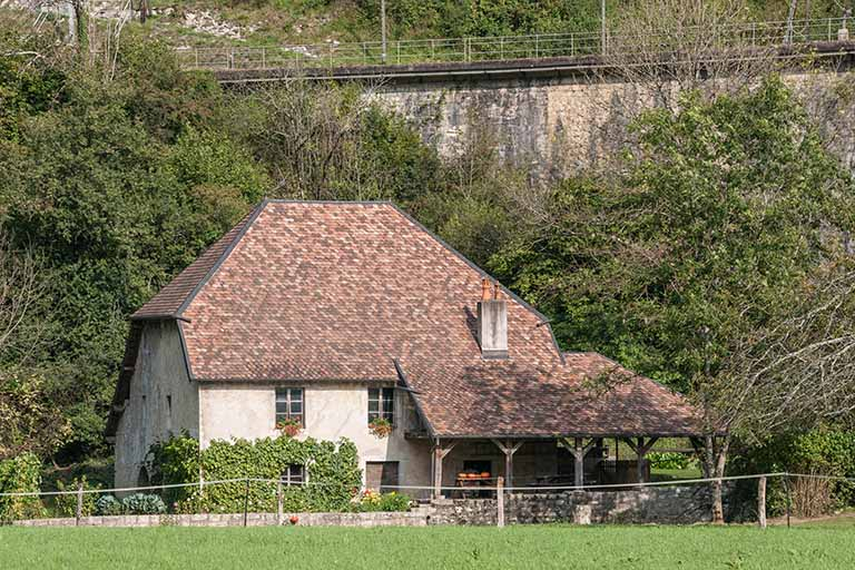 Le moulin depuis le sud-est. © Jérôme Mongreville / Région Bourgogne-Franche-Comté, Inventaire du patrimoine - 2014