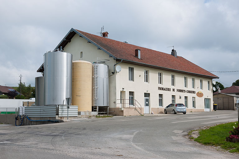 Vue de trois quarts gauche. © Jérôme Mongreville / Région Bourgogne-Franche-Comté, Inventaire du patrimoine - 2014