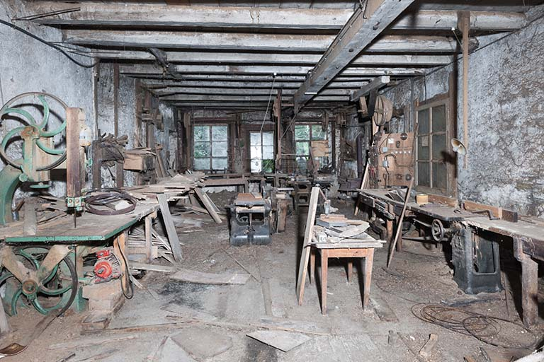 Atelier à l'étage de soubassement. Vue d'ensemble depuis l'entrée. © Jérôme Mongreville / Région Bourgogne-Franche-Comté, Inventaire du patrimoine - 2014