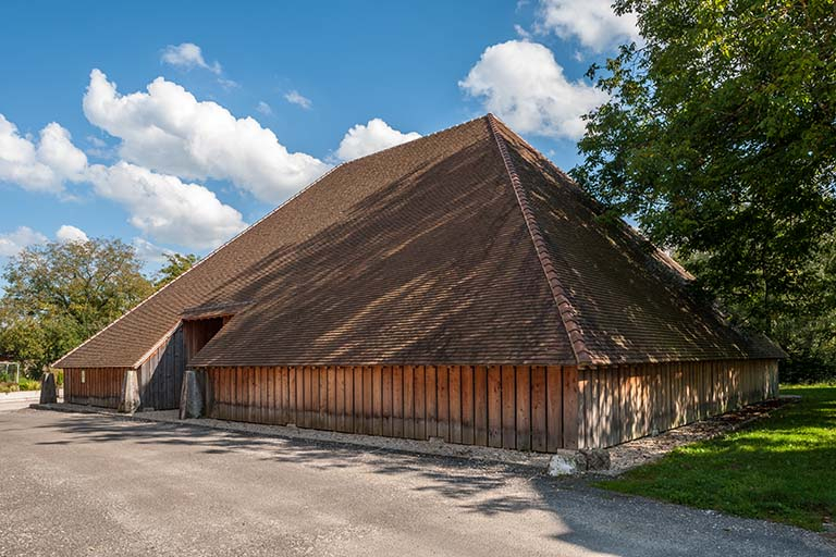 Vue de trois quarts droite. © Jérôme Mongreville / Région Bourgogne-Franche-Comté, Inventaire du patrimoine - 2014
