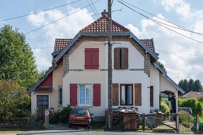 Maison vue de face. © Jérôme Mongreville / Région Bourgogne-Franche-Comté, Inventaire du patrimoine - 2014