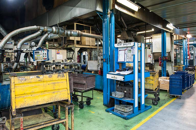 Atelier de traitement thermique. Vue rapprochée. © Jérôme Mongreville / Région Bourgogne-Franche-Comté, Inventaire du patrimoine - 2014