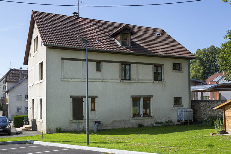 Usine : façade postérieure, de trois quarts gauche. © Sonia Dourlot / Région Bourgogne-Franche-Comté, Inventaire du patrimoine - 2014
