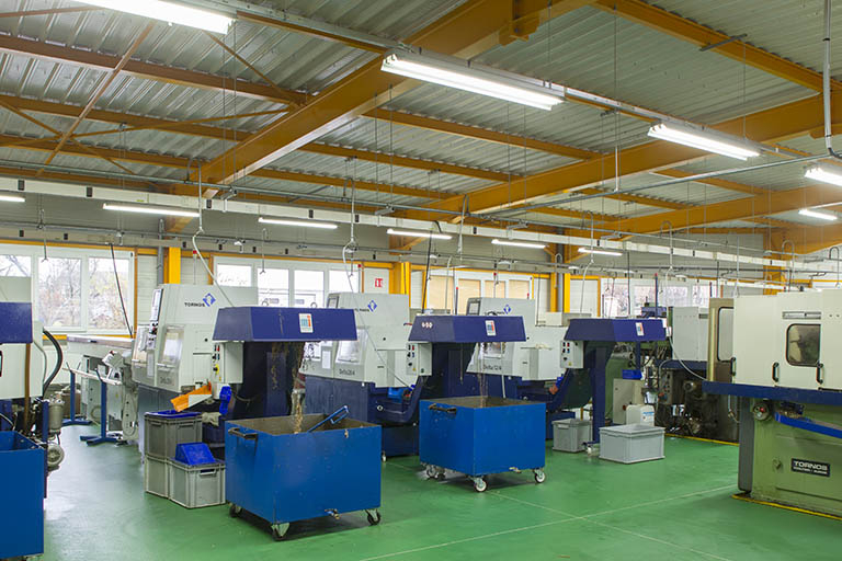 Atelier de décolletage (bâtiment de 1998). © Sonia Dourlot / Région Bourgogne-Franche-Comté, Inventaire du patrimoine - 2014