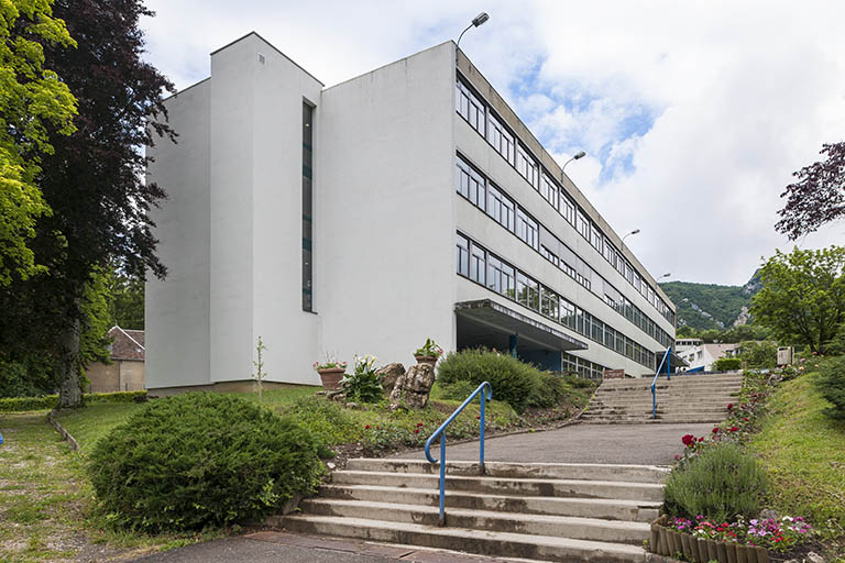 Angle sud-est de l'externat.  © Jérôme Mongreville / Région Bourgogne-Franche-Comté, Inventaire du patrimoine - 2014