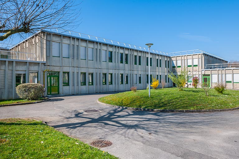 Infirmerie : façades postérieures © Jérôme Mongreville / Région Bourgogne-Franche-Comté, Inventaire du patrimoine - 2014 Infirmerie : façades postérieures © Jérôme Mongreville / Région Bourgogne-Franche-Comté, Inventaire du patrimoine - 2014