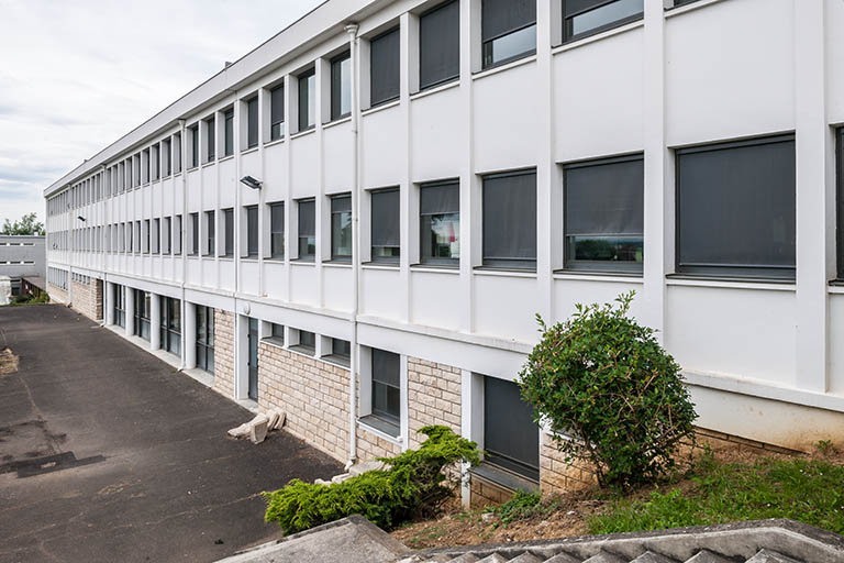 Façade antérieure de l'ancien externat. © Jérôme Mongreville / Région Bourgogne-Franche-Comté, Inventaire du patrimoine - 2014