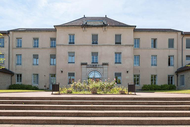 Façade du lycée depuis l'avenue Montciel © Jérôme Mongreville / Région Bourgogne-Franche-Comté, Inventaire du patrimoine - 2014