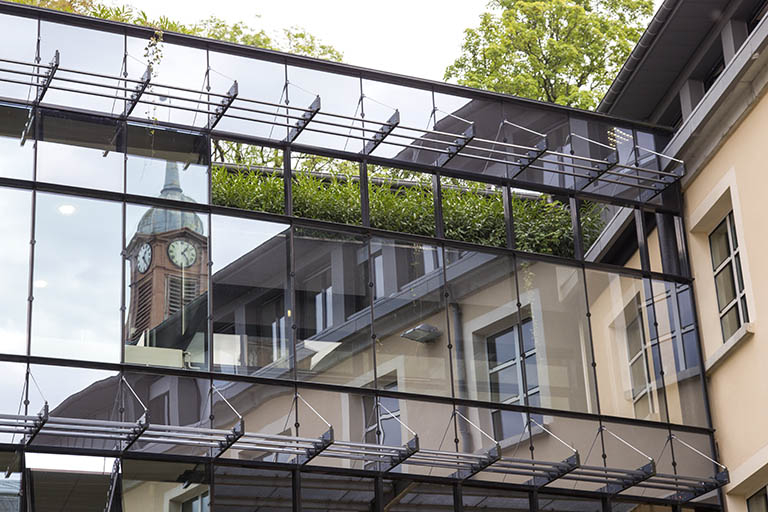  Aile Est : partie supérieure vitrée. © Sonia Dourlot / Région Bourgogne-Franche-Comté, Inventaire du patrimoine - 2014